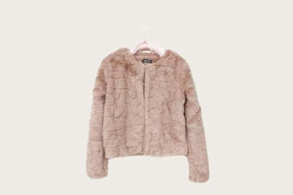 商丘夏邑县回收品牌衣服